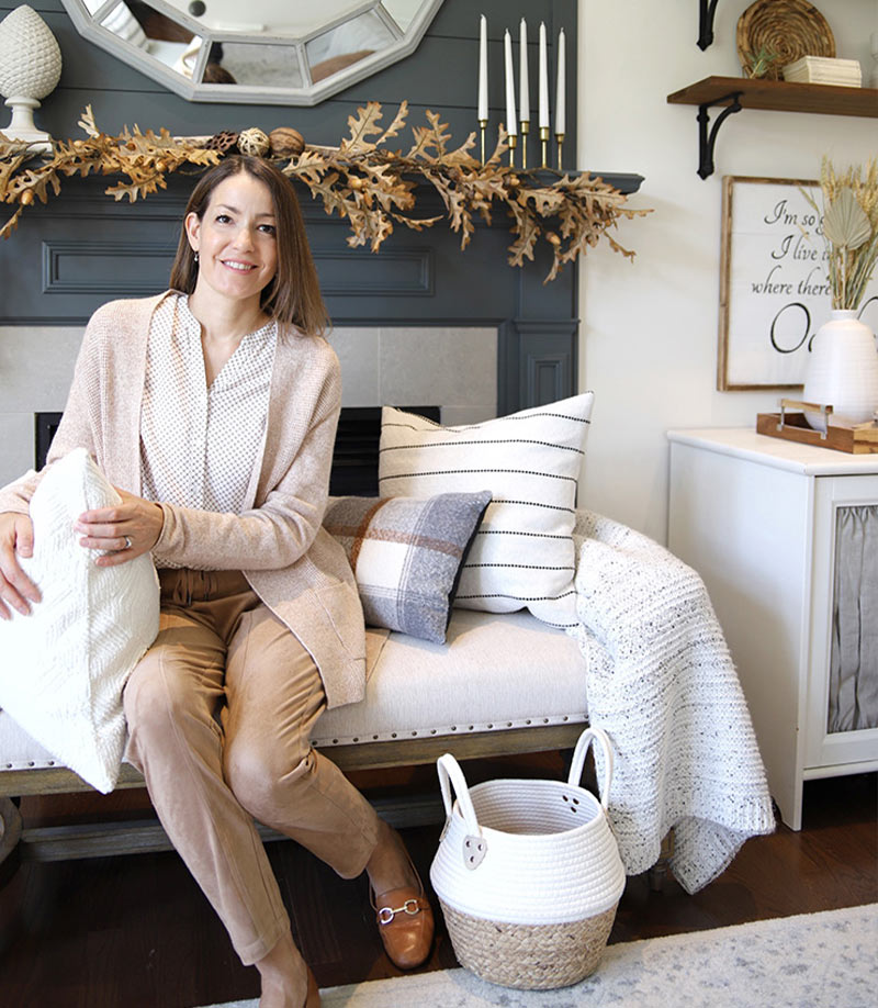 Blog-Home-Fashion-11-12-21-Block4 If the colours are harmonious with each other, different patterns can be mixed