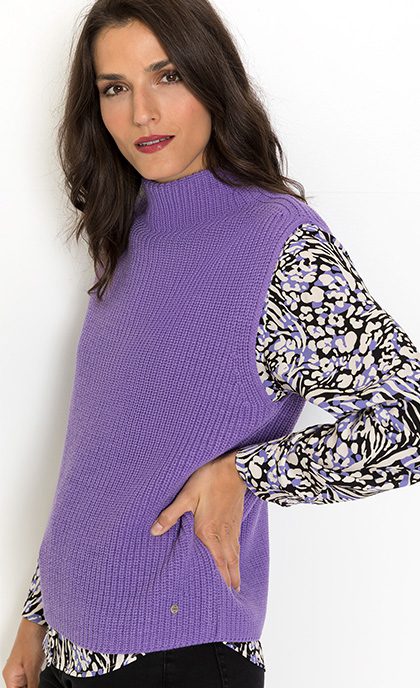 Blog_Block2_10-18-22 The Trendy Pullover Sweater Vest