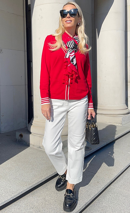 Influencerin_3 Monika, from Poland shows off her favourite flowy, boho-inspired spring look.