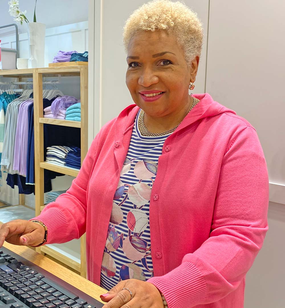 Weltfrauentag-Sheron1 Iza is mum to Alicja and carries a second little miracle in her belly.